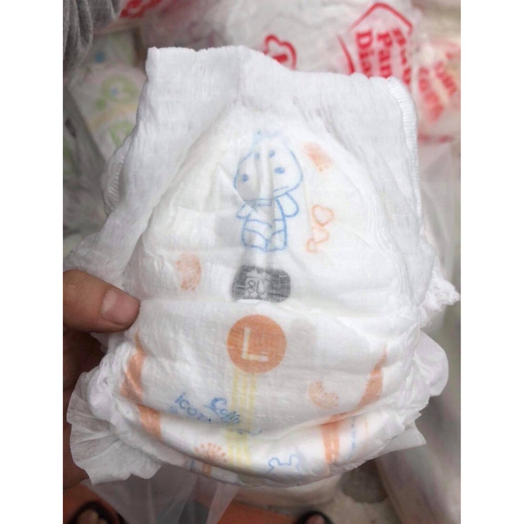 50 c size M,L,XL,XXL,XXXL Bỉm quần Nhật baby Diapers