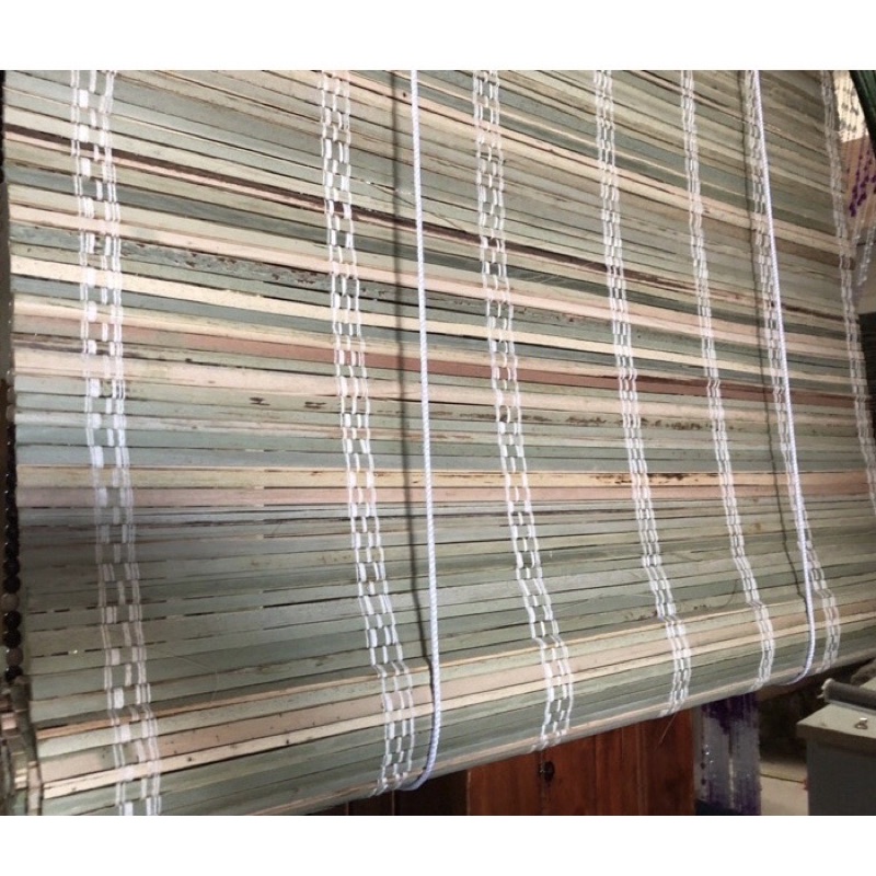 Mành che nắng giá rẻ có bộ dây lăn con kéo