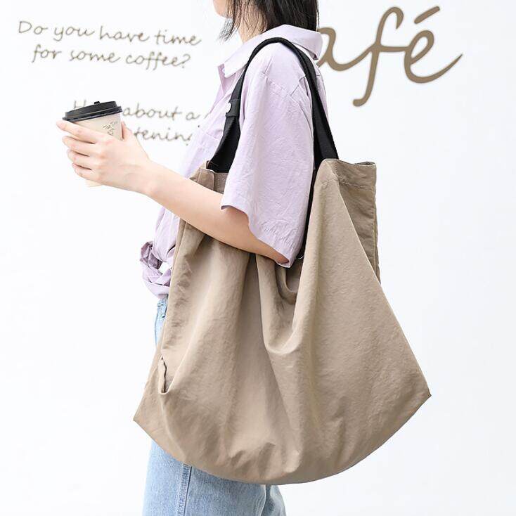 Túi Xách Cỡ Lớn Chất Liệu Nylon Chống Thấm Nước Không Khóa Kéo Cho Nữ ZY130