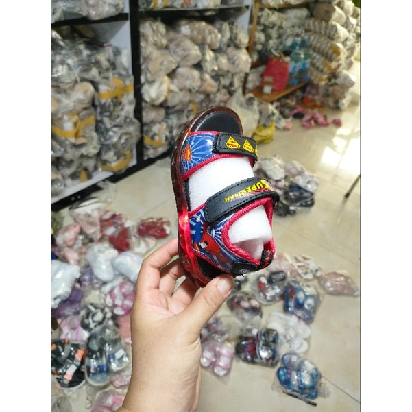 Giày,dép,sandal trẻ em