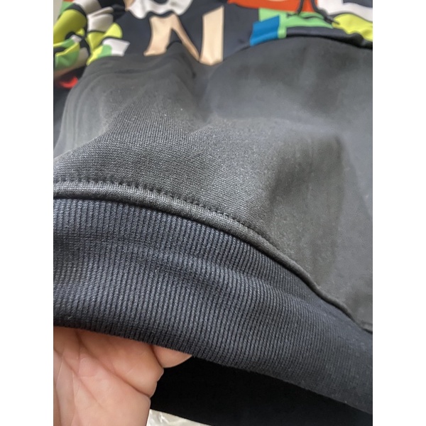 Áo hoodie nữ form rộng hottrend 2021 làm từ chất nỉ,có lớp bông trần bên trong ấm áp,dễ phối kết hợp đồ lắm ce nhé ! | BigBuy360 - bigbuy360.vn