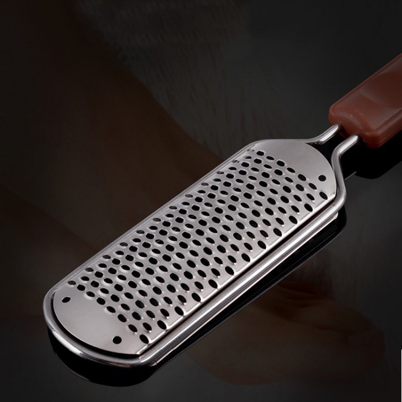Dụng cụ tẩy da gót chân tiện lợi
