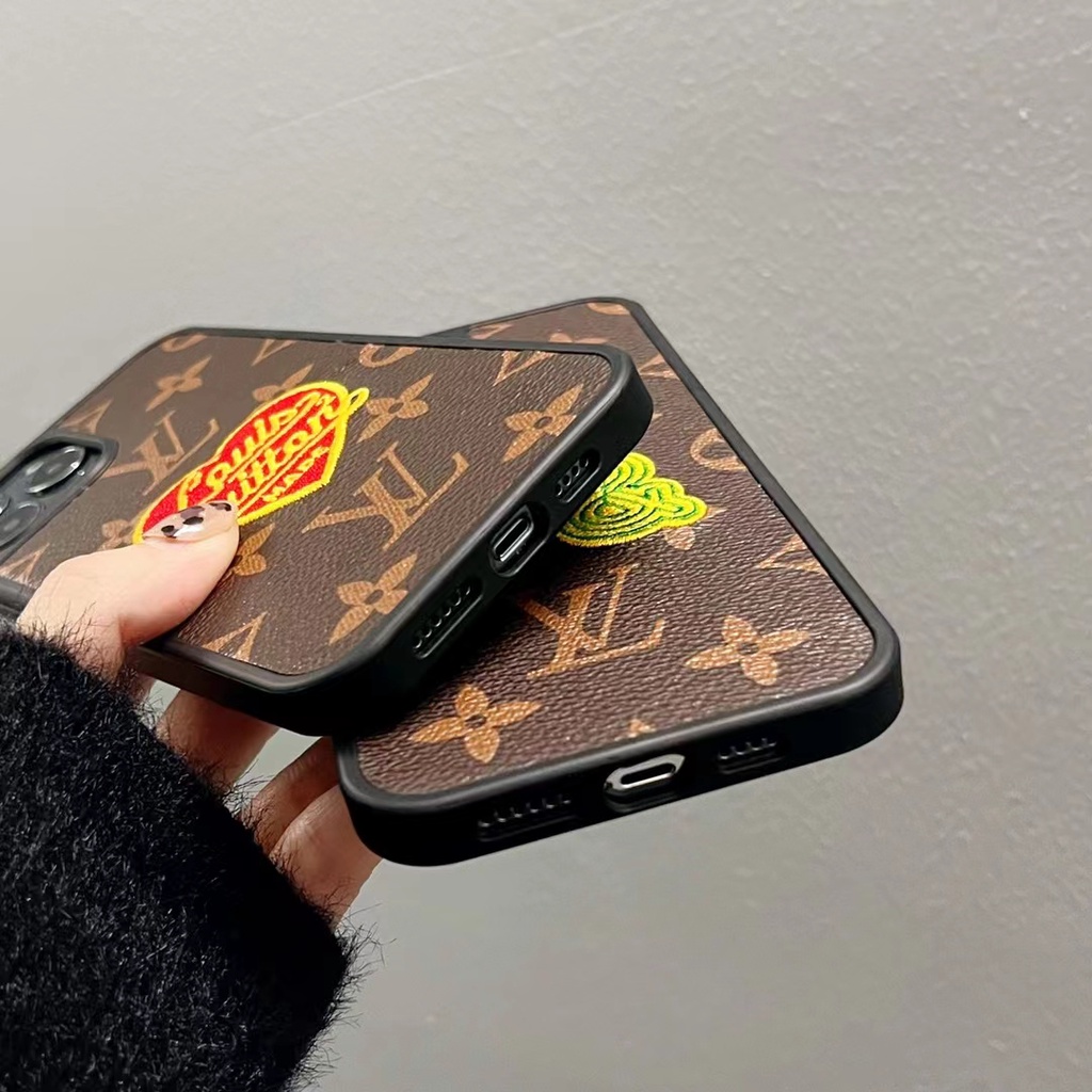 Ốp lưng IP LV 13,13pro,13 promax,14promax,12promax,12,12pro,11promax,11,11pro,XSmax thêu họa tiết LV