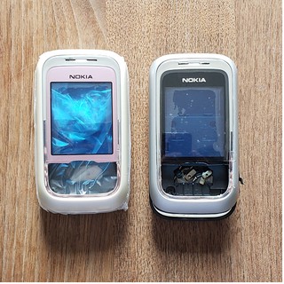 Vỏ nokia 6111 có sườn - không phím