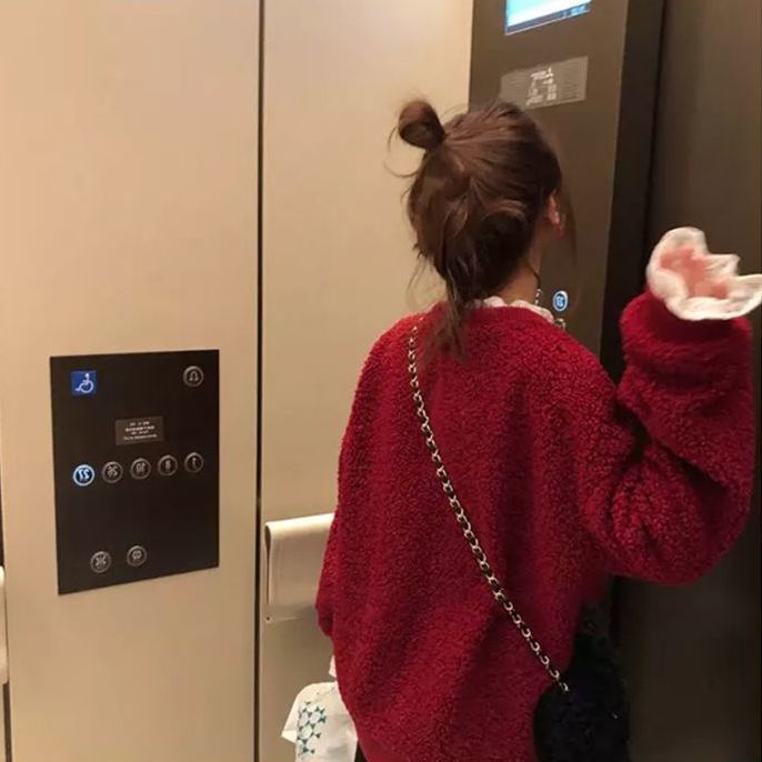 Set áo hoodie giả lông dày + chân váy ngắn thời trang nữ