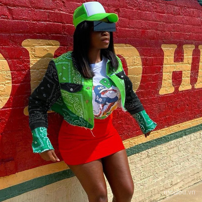 Áo khoác lửng thời trang mùa thu cho nữ