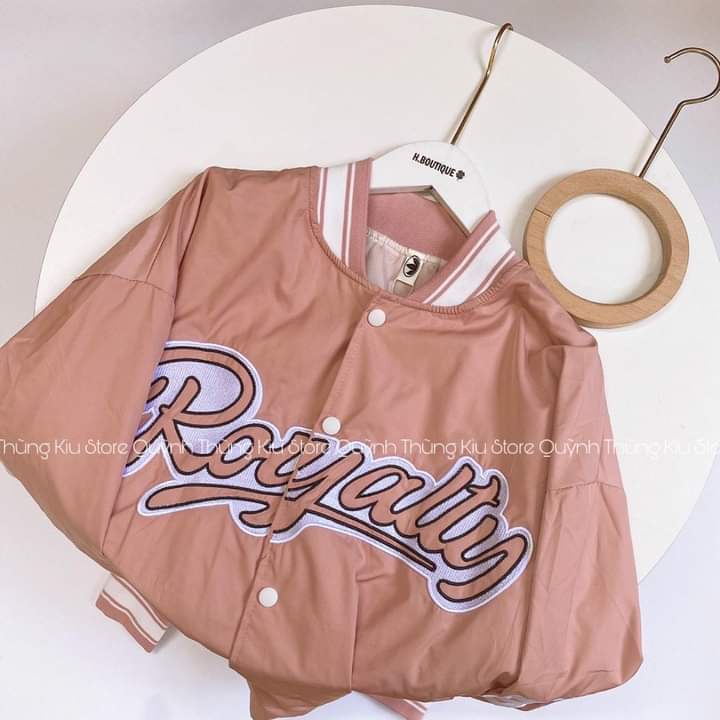 Áo Khoác Gió Nữ Cổ Bomber In Chữ ROYALTY Form Rộng Cá Tính AK118
