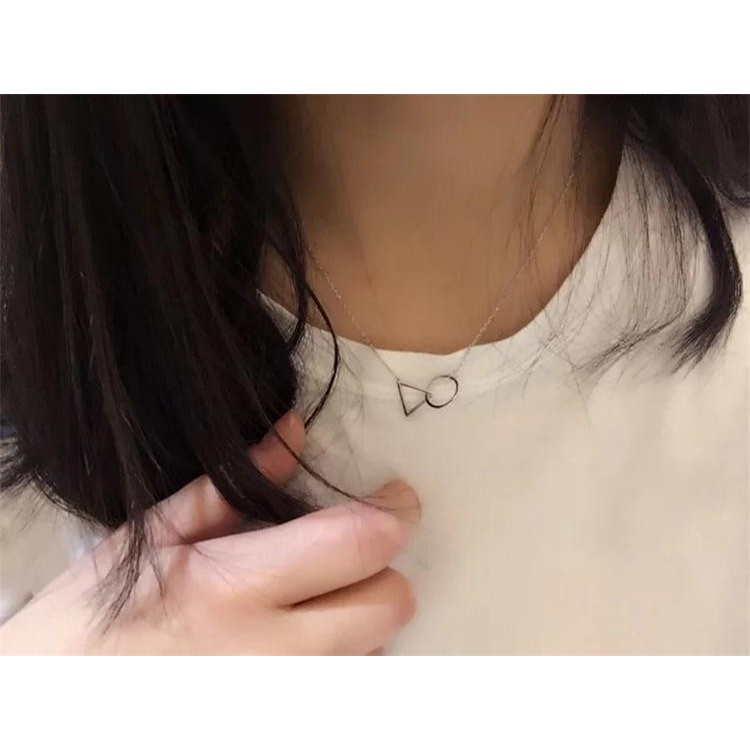 Dây chuyền bạc nữ Evasilver mặt hình tam giác lồng hình tròn, Vòng cổ chất liệu bạc ta xinh xắn cá tính