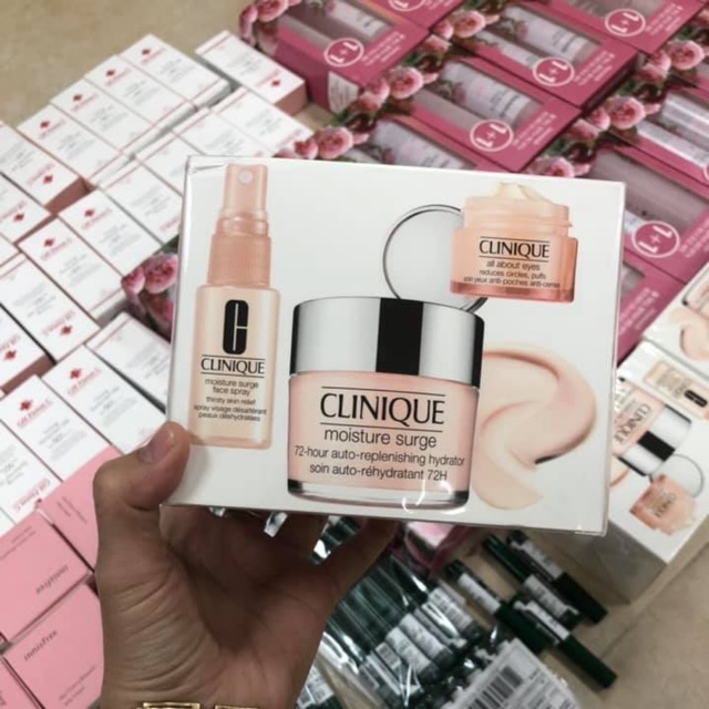 Set dưỡng da Clinique