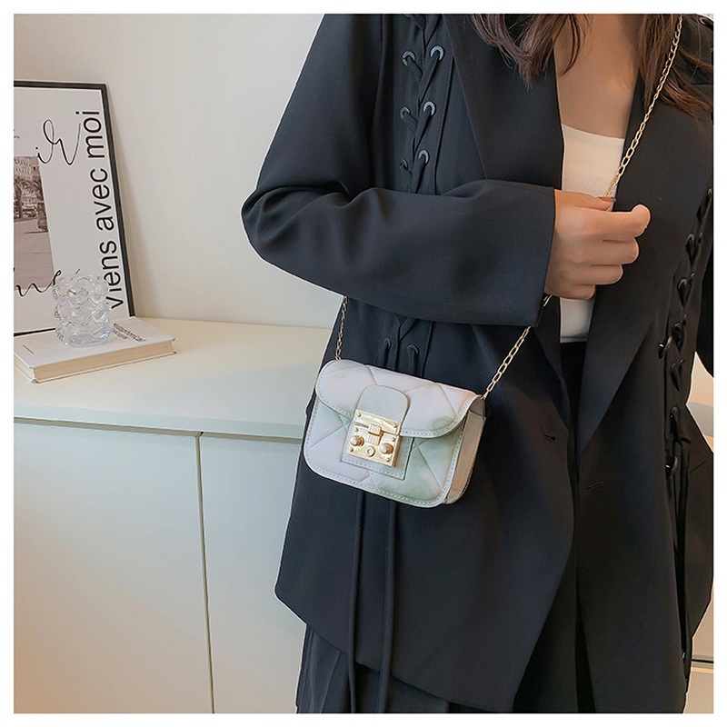 Móc Khóa Hình Búp Bê Pochita Nhồi Bông Dễ Thương 10cm