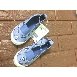 Giày slip on HM