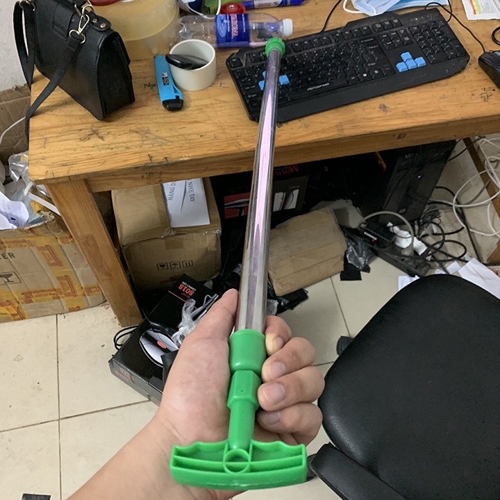 cây xịt tưới cây phun sương. cần xịt tưới cây phun sương phun tia inox