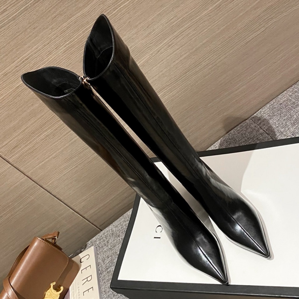 Boot thời trang cao cấp sang chảnh thiết kế ống chéo trẻ trung phong cách châu âu hiện đại. hàng QC BOCC657