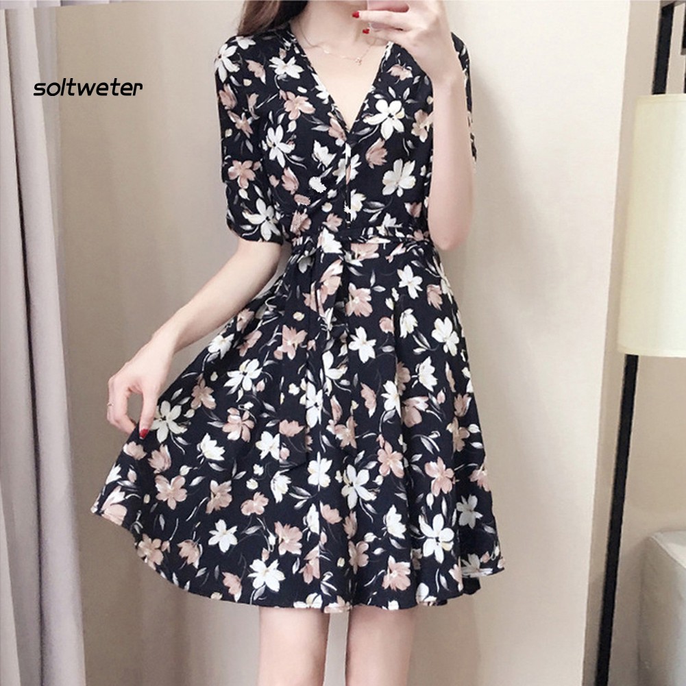 Đầm Tay Ngắn Cổ Chữ V In Hoa Thời Trang