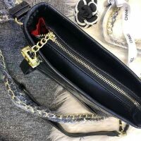 Túi hobo size 20 lót đỏ