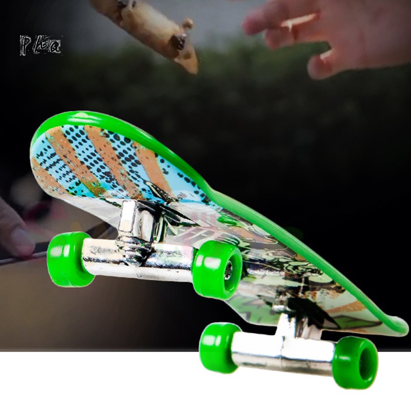 Creative Fingerboard Mini Alloy Finger Skateboard Novelty Toys Sets Professional Tools Graffiti Finger Skateboard