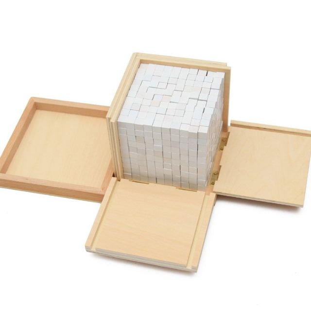 Hộp 1000 khối lập phương Montessori (Volume Box with 1000 Cubes)