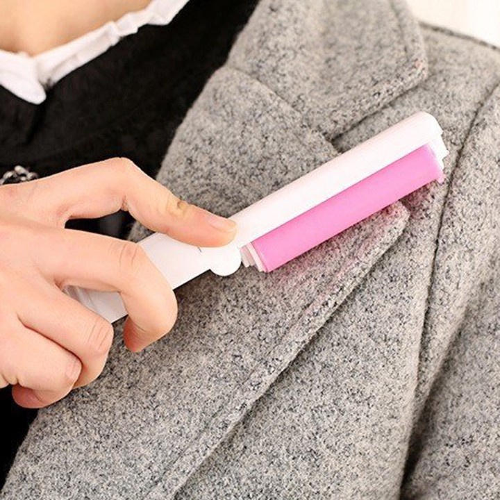 Cây lăn bụi quần áo cầm tay mini có thể tái sử dụng nhiều lần