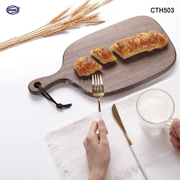 Thớt gỗ óc chó nhập khẩu Mỹ - khay bánh mì/ bít tết/ pizza/ phụ kiện chụp ảnh [CTH503]