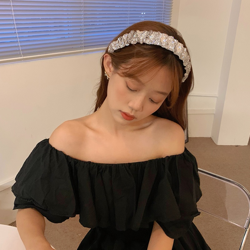 Băng đô cài tóc đính đá pha lê sang trọng 2021