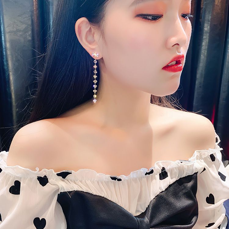 [HOT] BÔNG TAI KHUYÊN TAI HÌNH NƠ TUA RUA ĐÍNH ĐÁ THỜI TRANG PHONG CÁCH HÀN QUỐC NỔI BẬT 223BT094 BÔNG TAI