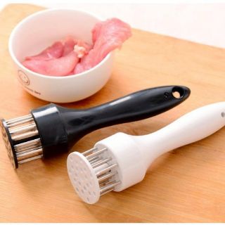 Dụng Cụ Xăm Thịt Làm Mềm Thịt Tiện Lợi