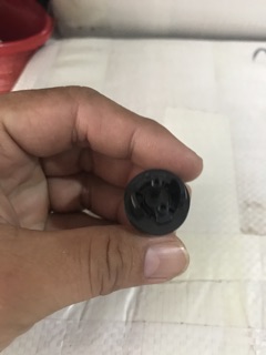 ( 2 cái - 5 cai)Đế ( núm ) vú bơm xang máy cưa xích