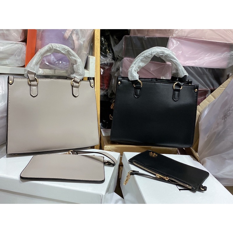 𝐓𝐮́𝐢 𝐭𝐚𝐲 𝐜𝐚̂̀𝐦 𝐋𝐲𝐧 𝐅𝐈𝐍𝐄𝐍𝐄𝐒𝐒