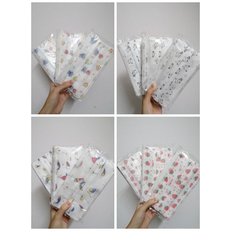 Khẩu Trang Cao Cấp 4 Lớp Hoạ Tiết Hoạt Hình Garcotex Fashion Mask (Phiên Bản Giới Hạn) | BigBuy360 - bigbuy360.vn