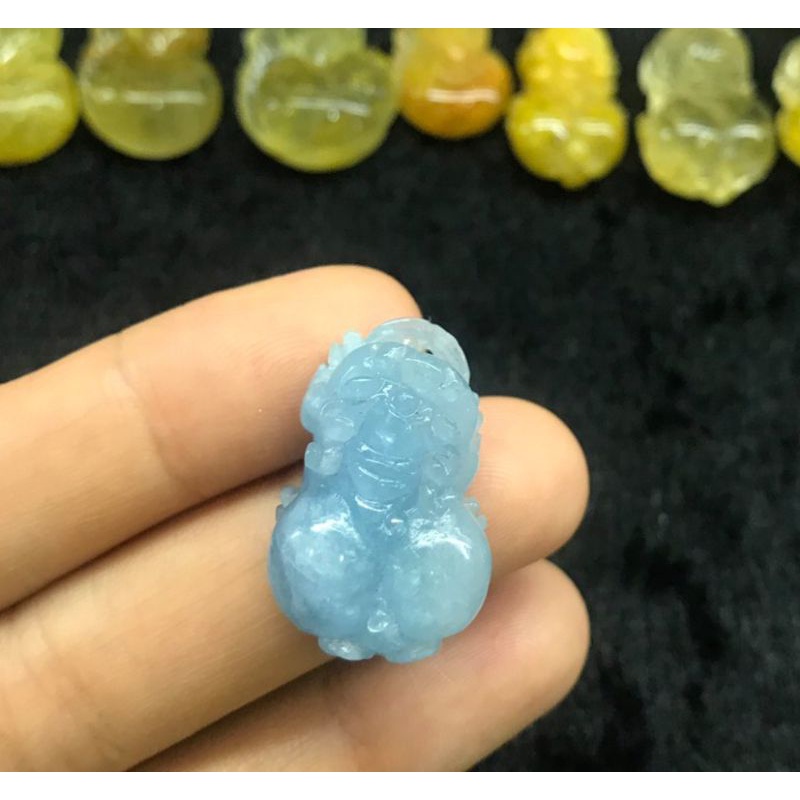 Vòng cổ tỳ hưu đá xanh dương chế tác thủ công kích tài lộc