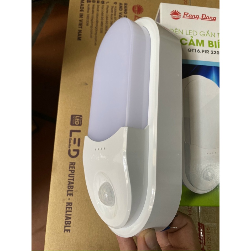 Đèn LED gắn tường cảm biến 15W Rạng Đông Model GT16 220x100/15W