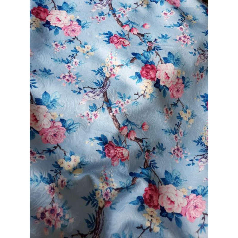 Vải gấm vân hoa