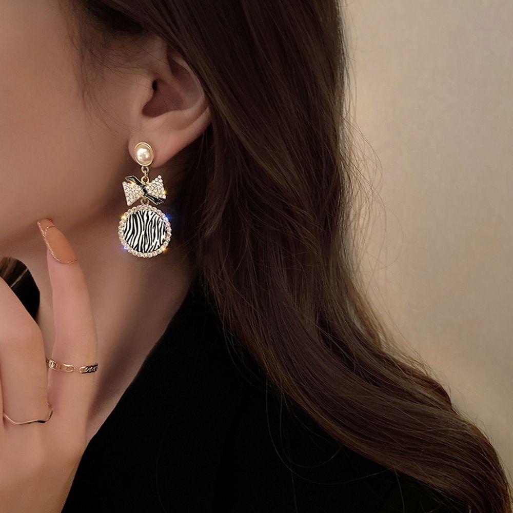 Bông Tai Dáng Dài Đính Nơ Họa Tiết Kẻ Sọc Thiết Kế Tinh Tế Thời Trang Cho Nữ