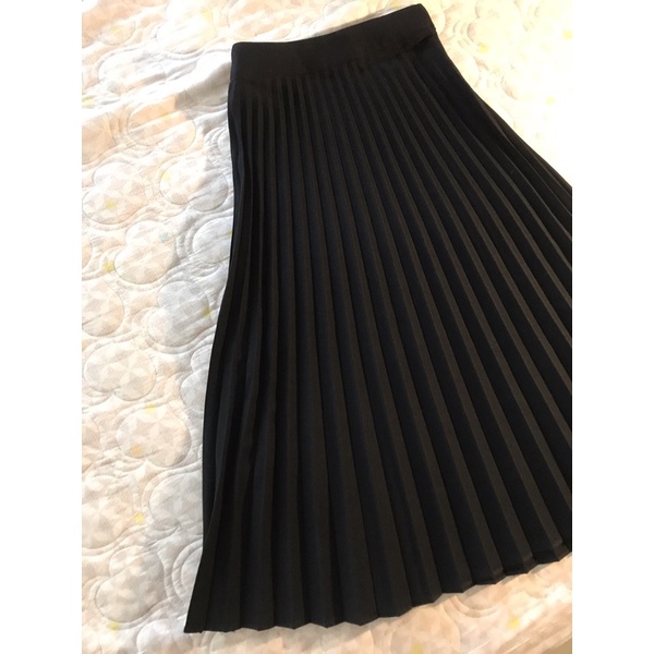 chân váy xếp ly màu đen Bohee size s