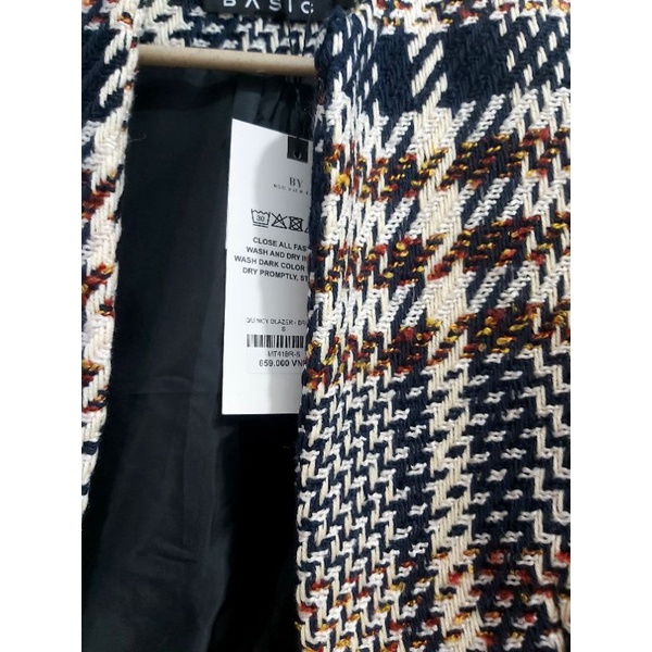 Áo khoác blazer Basic, size S newtag