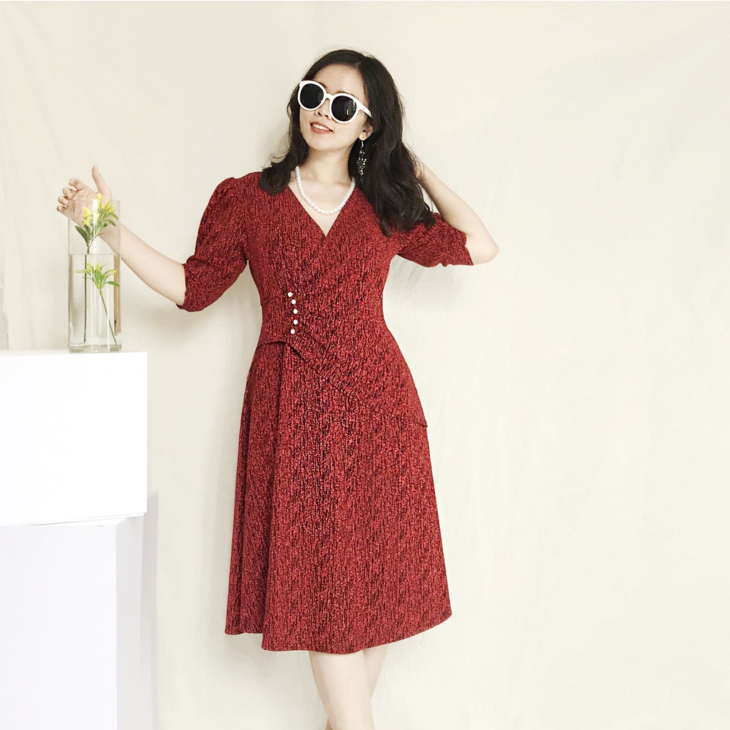 Váy trung niên cổ đắp tay phồng đính hạt thun nhũ co dãn, Đầm trung niên tay lửng LALI MS21 | BigBuy360 - bigbuy360.vn