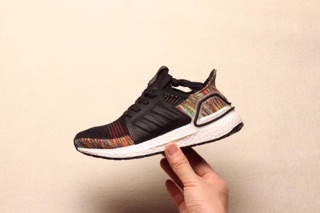 Giày UltraBoost Kids cho bé