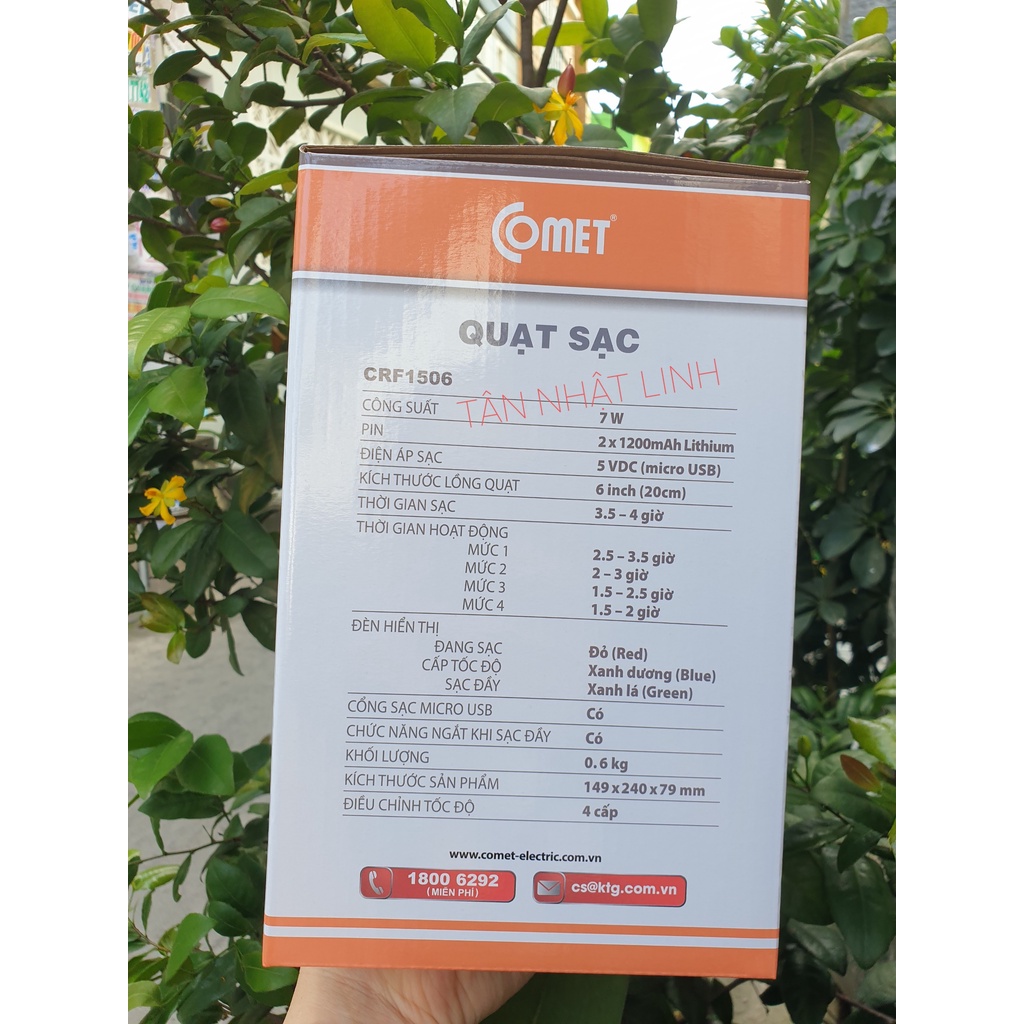 Quạt sạc Comet CRF1506