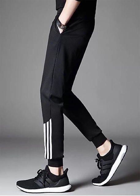 Quần thể thao nam jogger 3 sọc chân