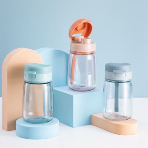 Bình nước trẻ em Goki Hero 350ml , đựng nước lạnh, nước ép, dễ vệ sinh, nắp đậy kín - Giao màu ngẫu nhiên