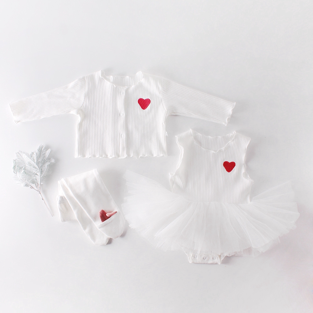 Bộ áo liền quần kiểu váy xòe xinh xắn cho bé gái sơ sinh