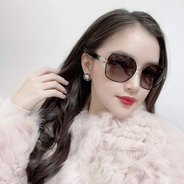 Kính mát nữ Salvatore Ferragamore SF150s 4 màu fullbox chính hãng