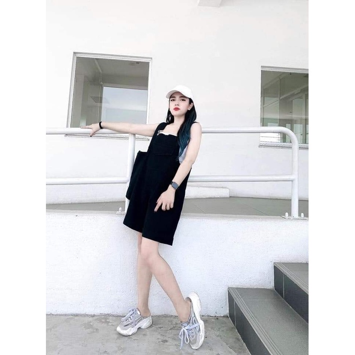 Yếm Quần Siêu Cute Phối Với Áo Ống Hay Ao Thun Basic Thì Cute Phô-Mai-Que