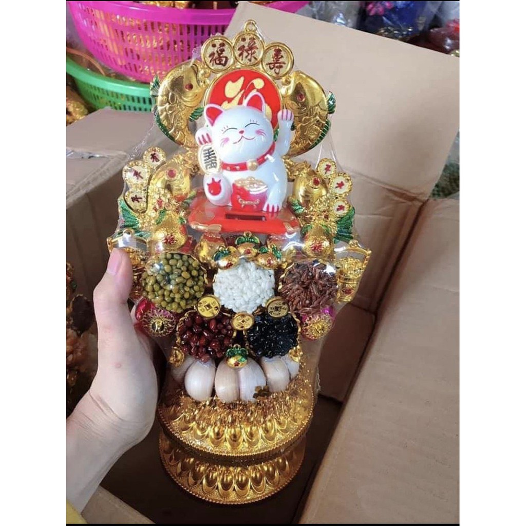 Tháp Mèo thần tài