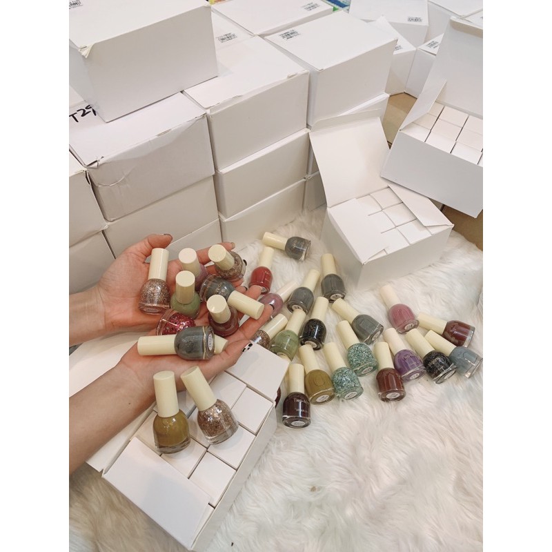Set 2 lọ sơn móng tay two monso