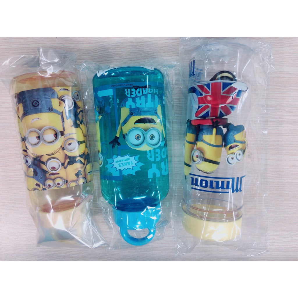 Bình nước Minion