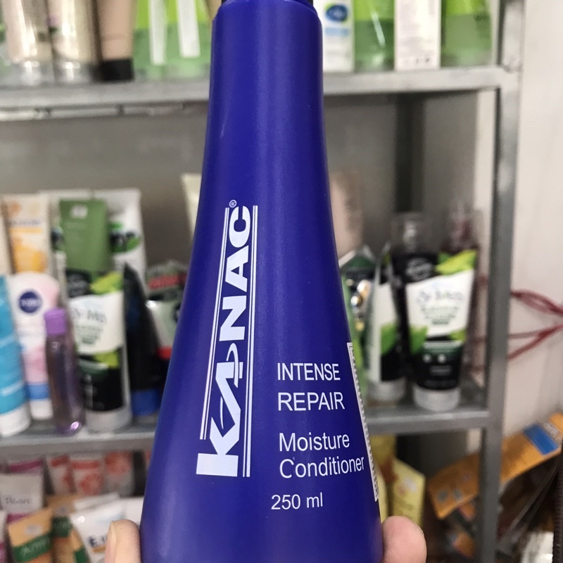 Nước xịt dưỡng tóc Kanac Intense Repair 250ml