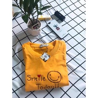 THUỲ THUỲ (say happy)