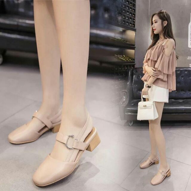 Giày sandal cao gót sang chảnh