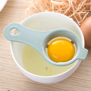 Dụng cụ tách lòng đỏ trứng lúa mạch